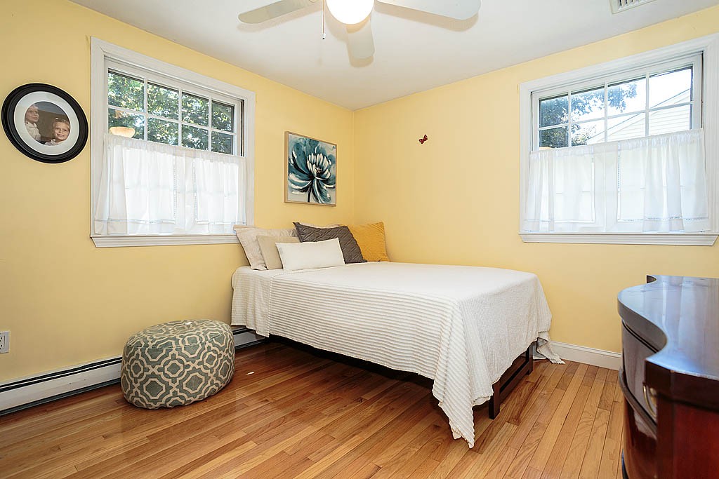 25 Riverside Drive Reading, MA 01867 - Photo 21 of 29 Gallery Image 21