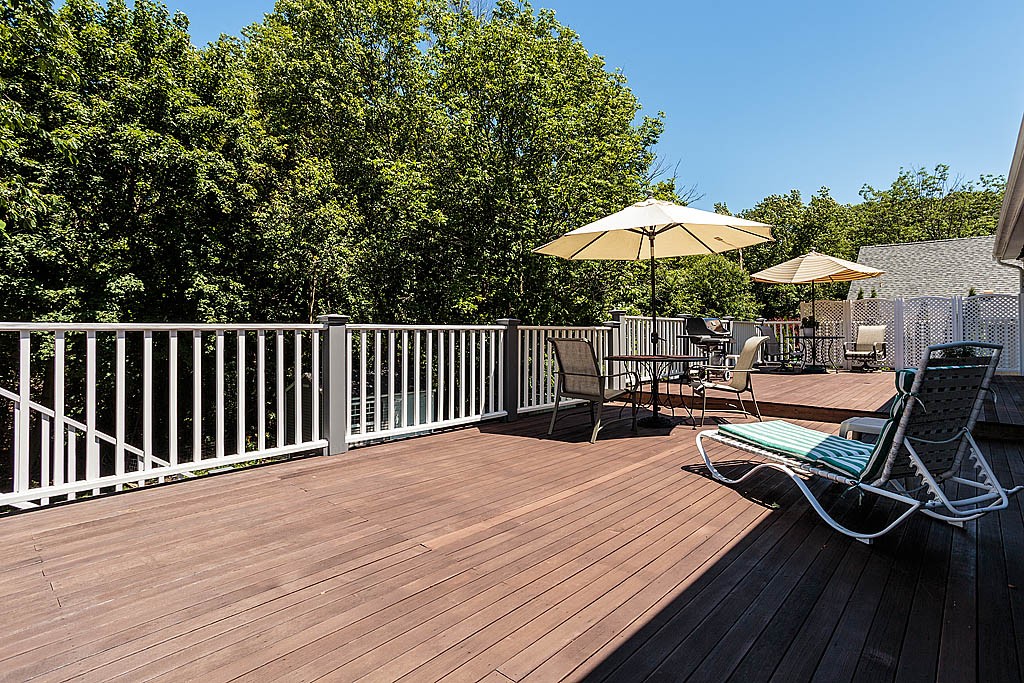 25 Riverside Drive Reading, MA 01867 - Photo 7 of 29 Gallery Image 7