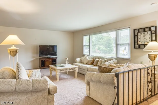 $4,500 | 27 Homer Street, Parsippany, NJ 07054