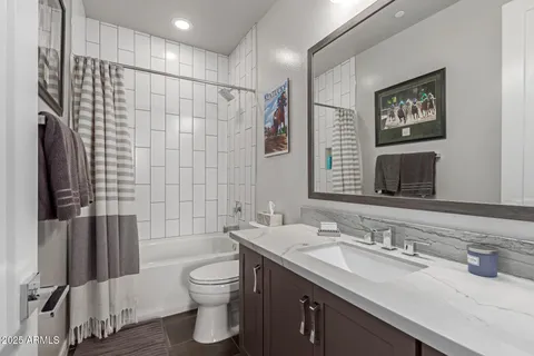 $1,299,000 | 22943 North 73rd Way, Scottsdale, AZ 85255