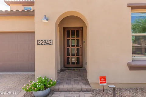 $1,299,000 | 22943 North 73rd Way, Scottsdale, AZ 85255