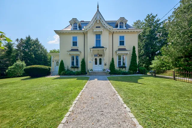 $1,300,000 | 208 High Street, Belfast, ME 04915