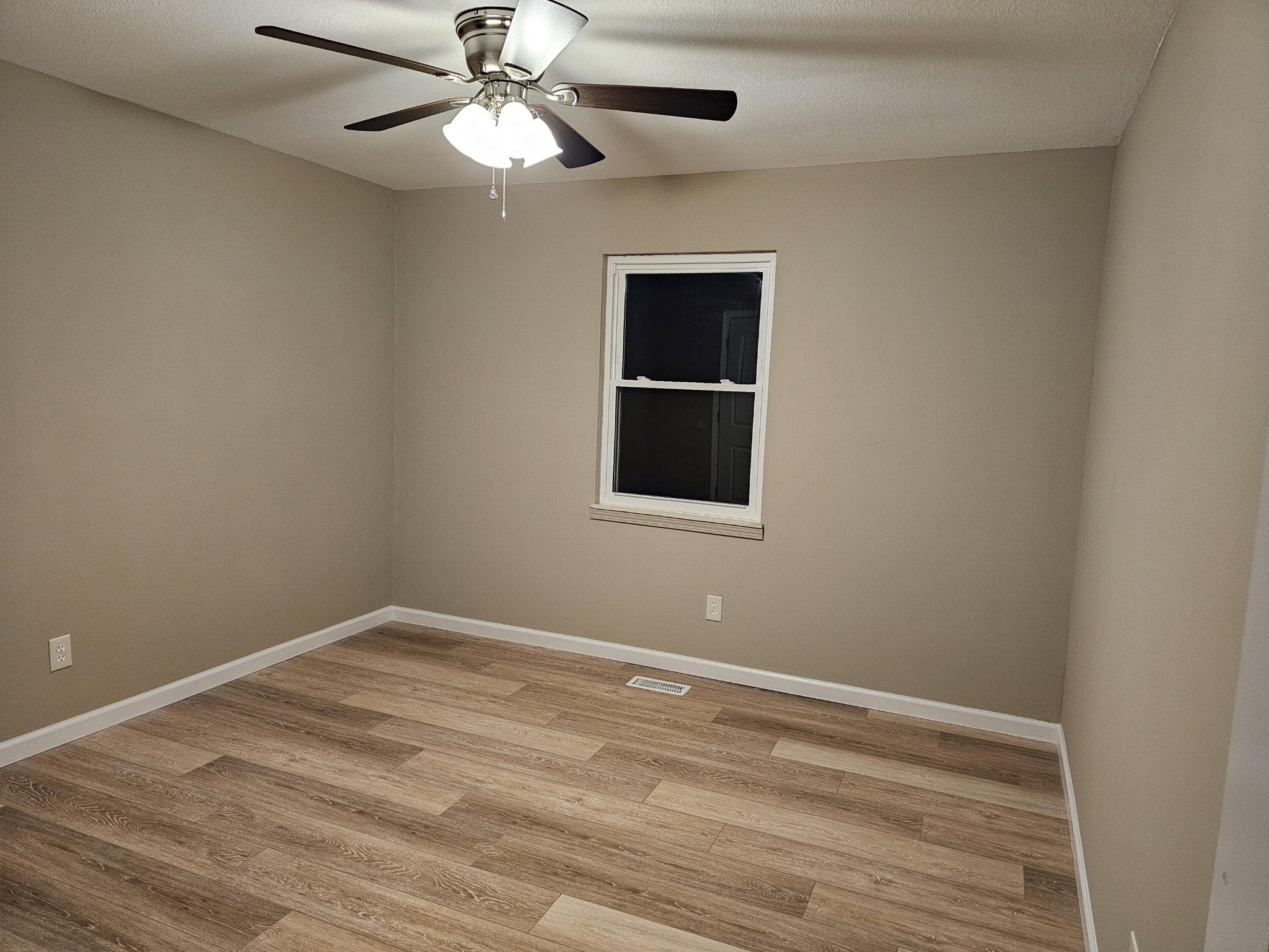 1724 Euchee Chapel Road Spring City, TN 37381 - Photo 21 of 32 Gallery Image 21