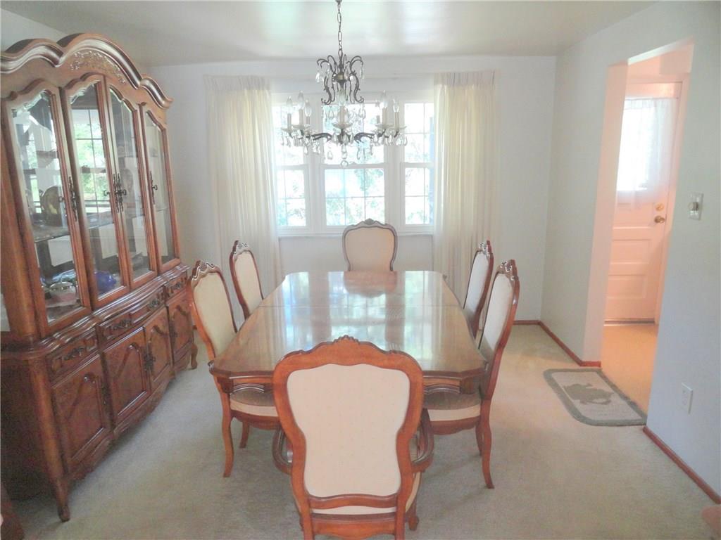 2104 Middle Road Glenshaw, PA 15116 - Photo 6 of 24 Gallery Image 6