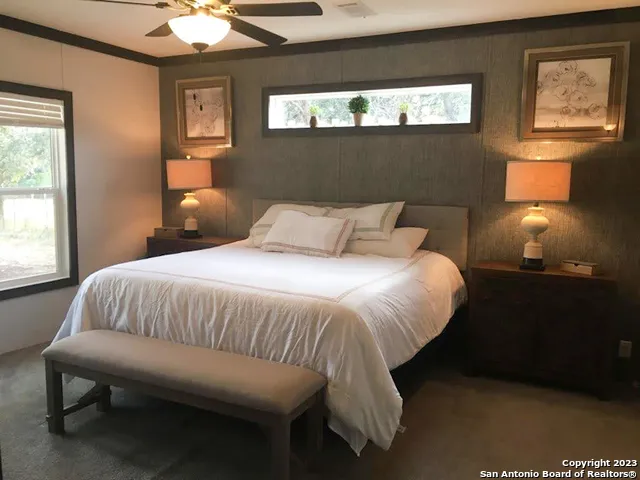 $1,950 | 368 Northlake Drive, Lakehills, TX 78063