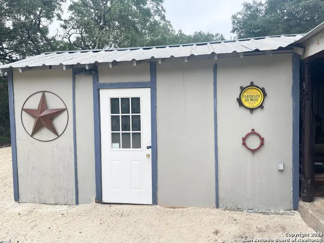 $1,950 | 368 Northlake Drive, Lakehills, TX 78063