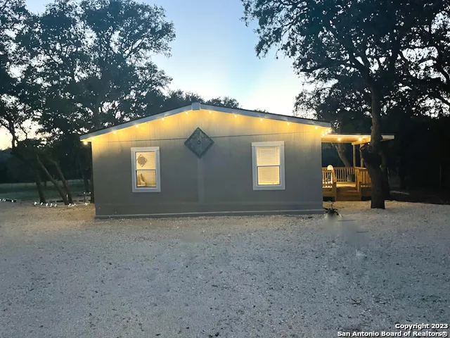 $1,950 | 368 Northlake Drive, Lakehills, TX 78063