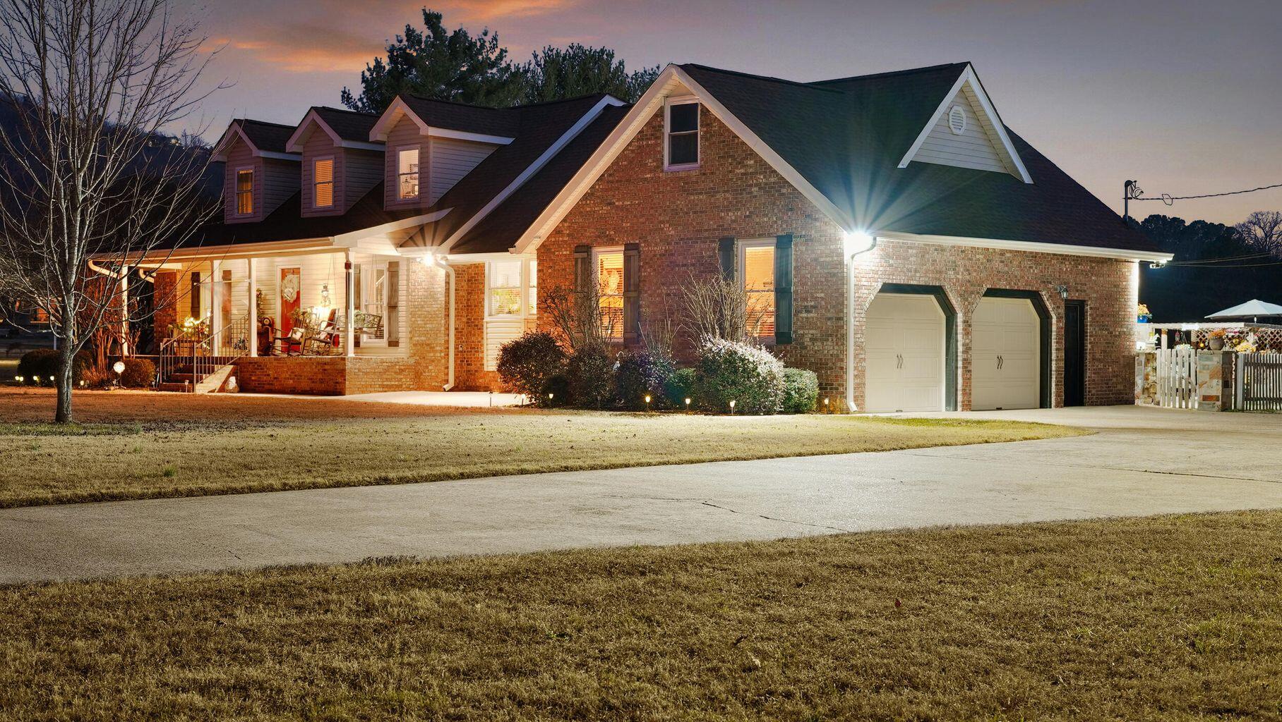 7219 Sylar Road Ooltewah, TN 37363 - Photo 4 of 55 20260210214021600047000000-o