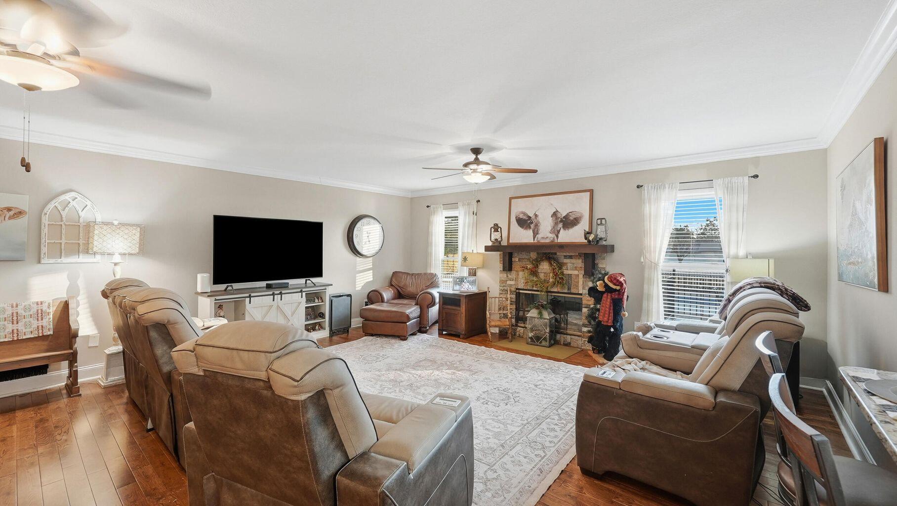 7219 Sylar Road Ooltewah, TN 37363 - Photo 8 of 55 20260210214123919911000000-o