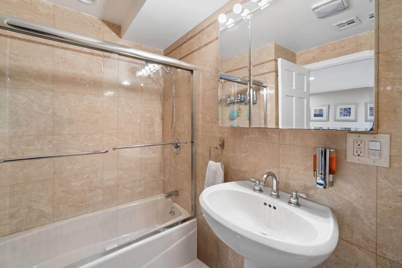 413 Adams Street Hoboken, NJ 07030 - Photo 28 of 39
