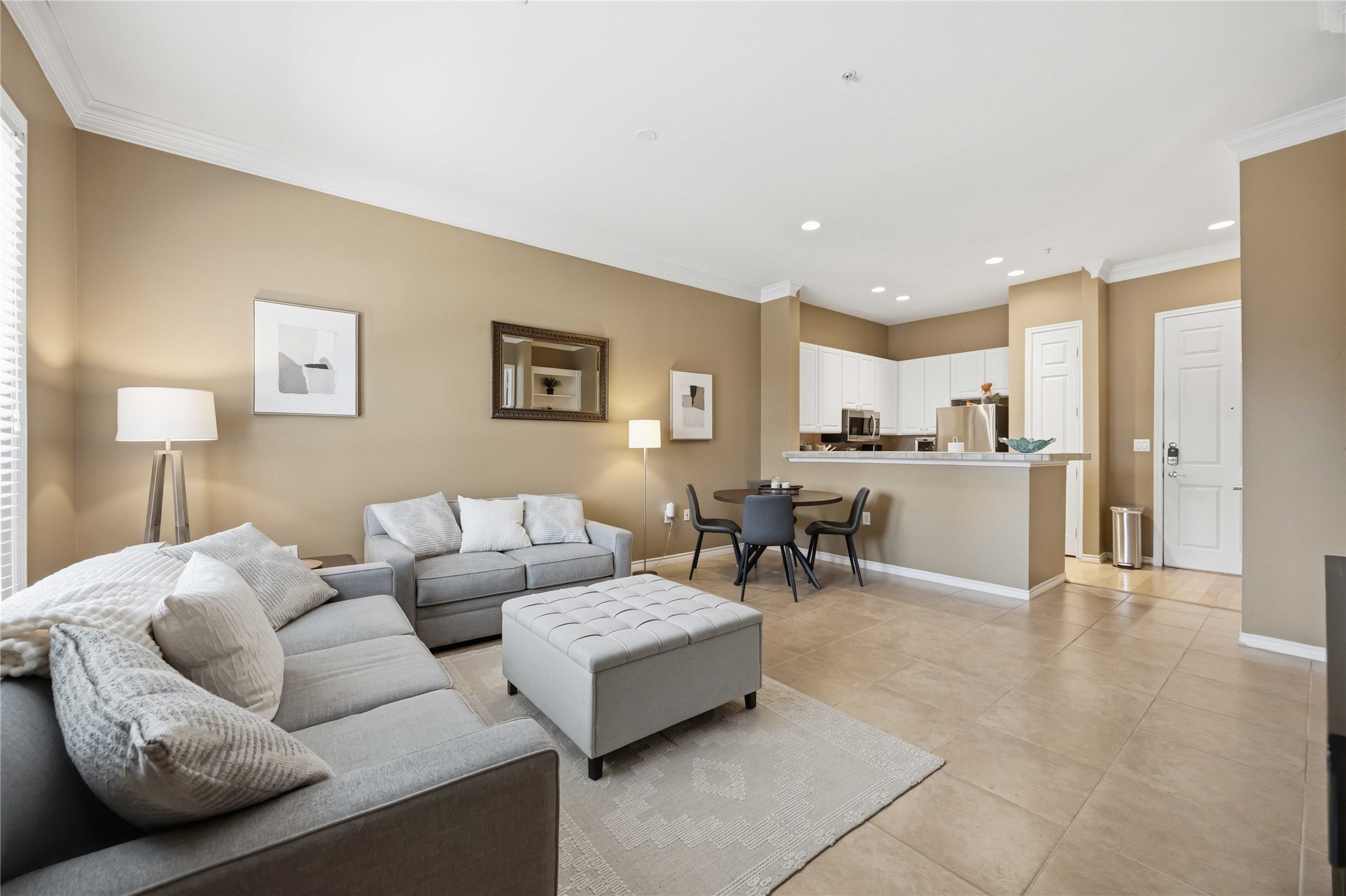 2400 McCue Road, Unit 252 Houston, TX 77056 - Photo 13 of 30