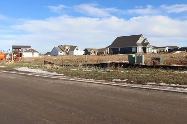 $115,000 | High Point Lane, Unit 70, Greenville, WI 54942