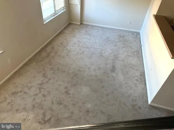 $265,000 | 8742 Walutes Circle, Alexandria, VA 22309