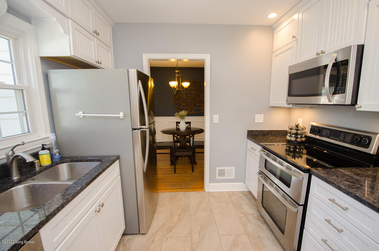 4007 Winchester Road Louisville, KY 40207 - Photo 9 of 35 Kitchen View