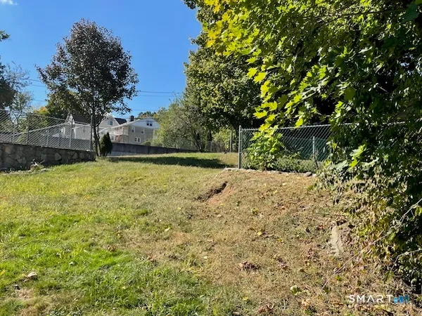 $95,000 | 93 Division Street, Ansonia, CT 06401