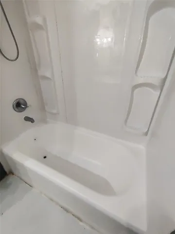 $980 | 15 Avenue A, Unit 4, Johnson City, NY 13790