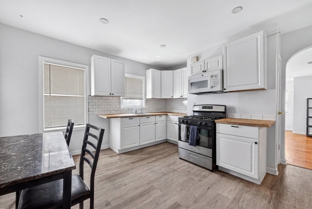 182 Quequechan Street Fall River, MA 02723 - Photo 19 of 24