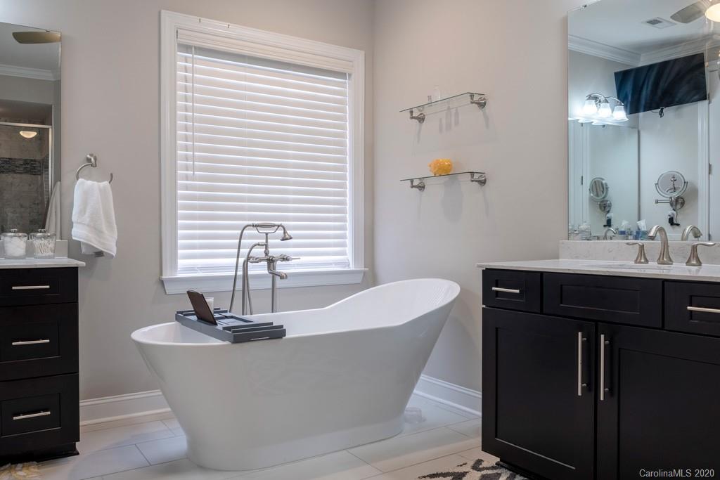 963 Castlewatch Drive Fort Mill, SC 29708 - Photo 15 of 48