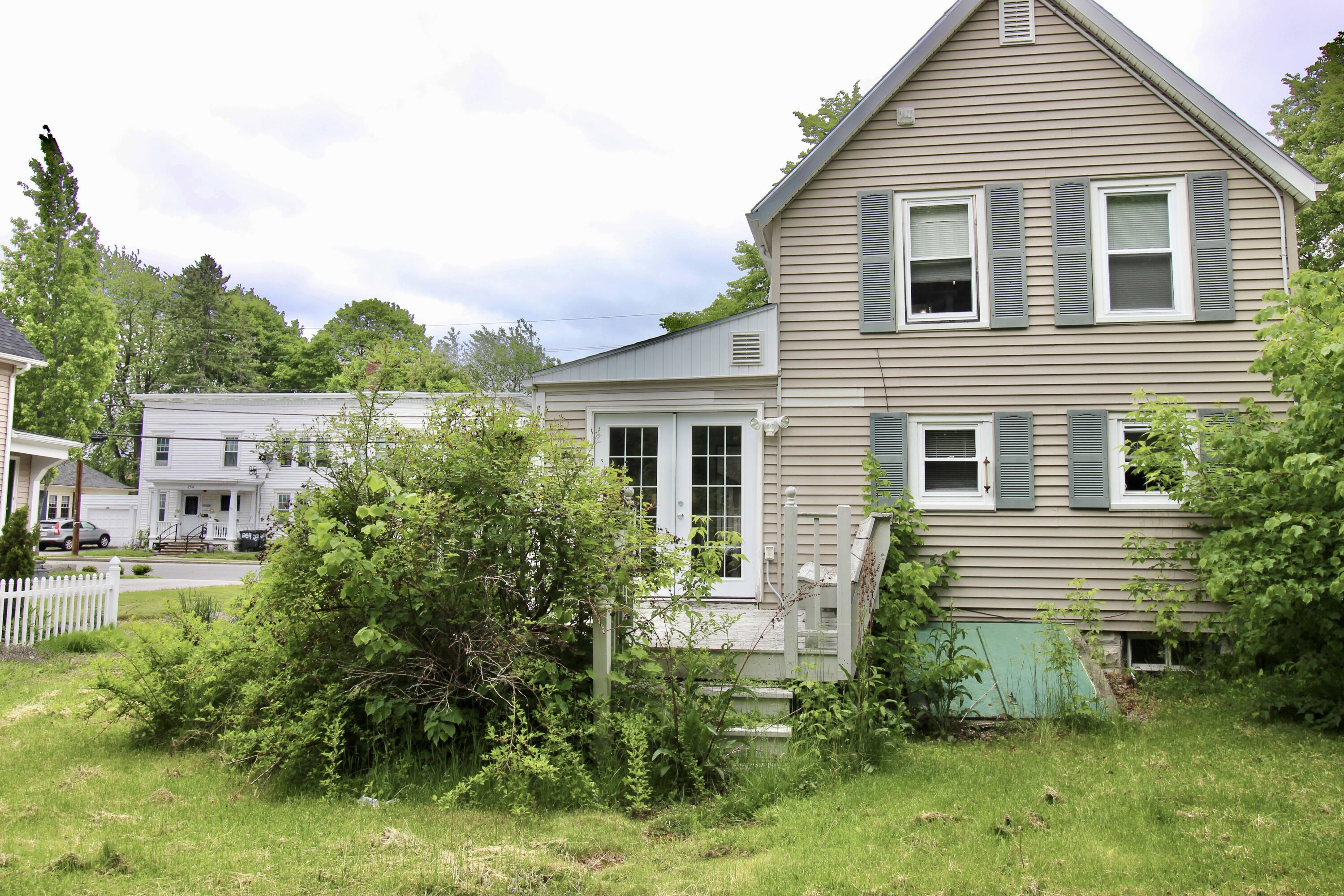 255 Sabattus Street Lewiston, ME 04240 - Photo 36 of 40 IMG_8250