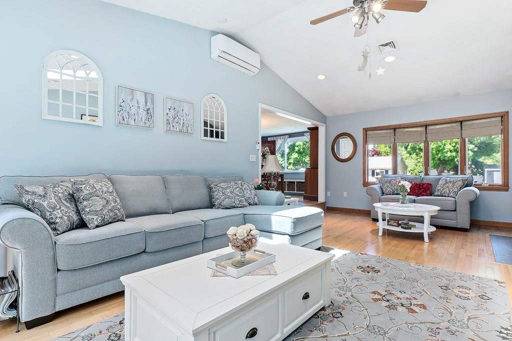 13 Laurine Road Danvers, MA 01923 - Photo 3 of 41 Gallery Image 3