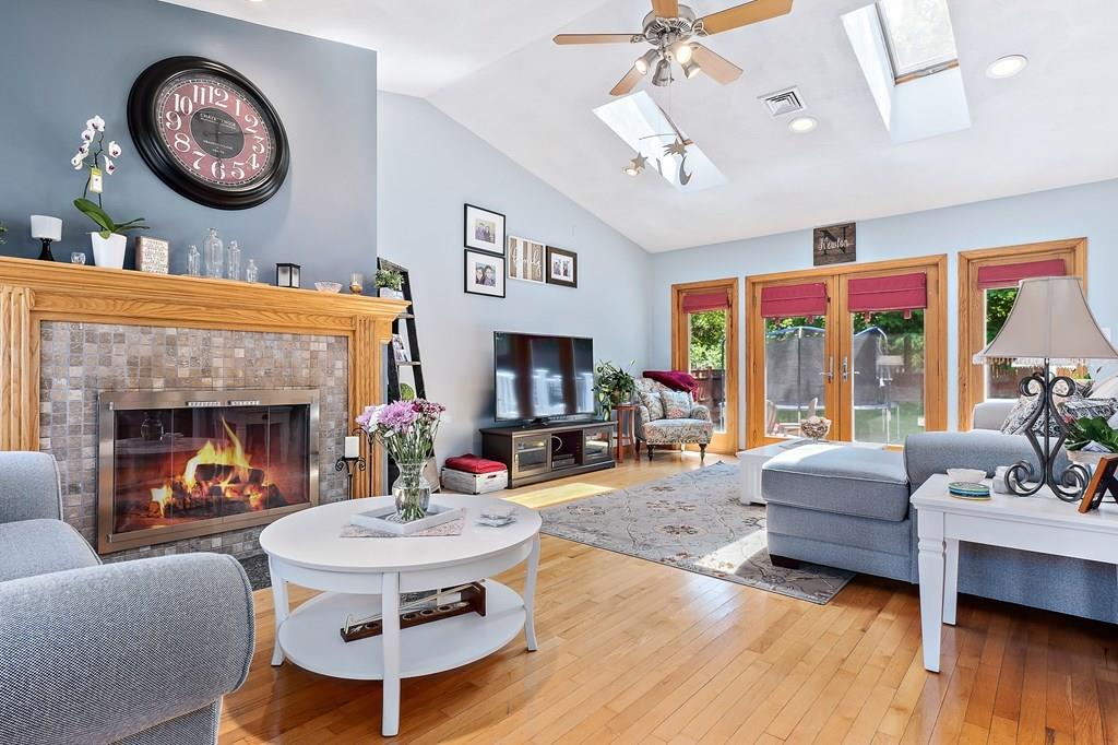 13 Laurine Road Danvers, MA 01923 - Photo 5 of 41 Gallery Image 5