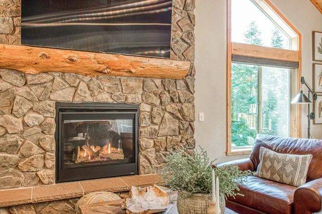 $975,000 | 41876 Timber Ridge Road, Shaver Lake, CA 93664