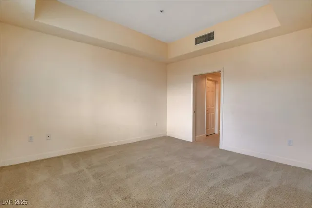 $1,650 | 71 East Agate Avenue, Unit 405, Las Vegas, NV 89123