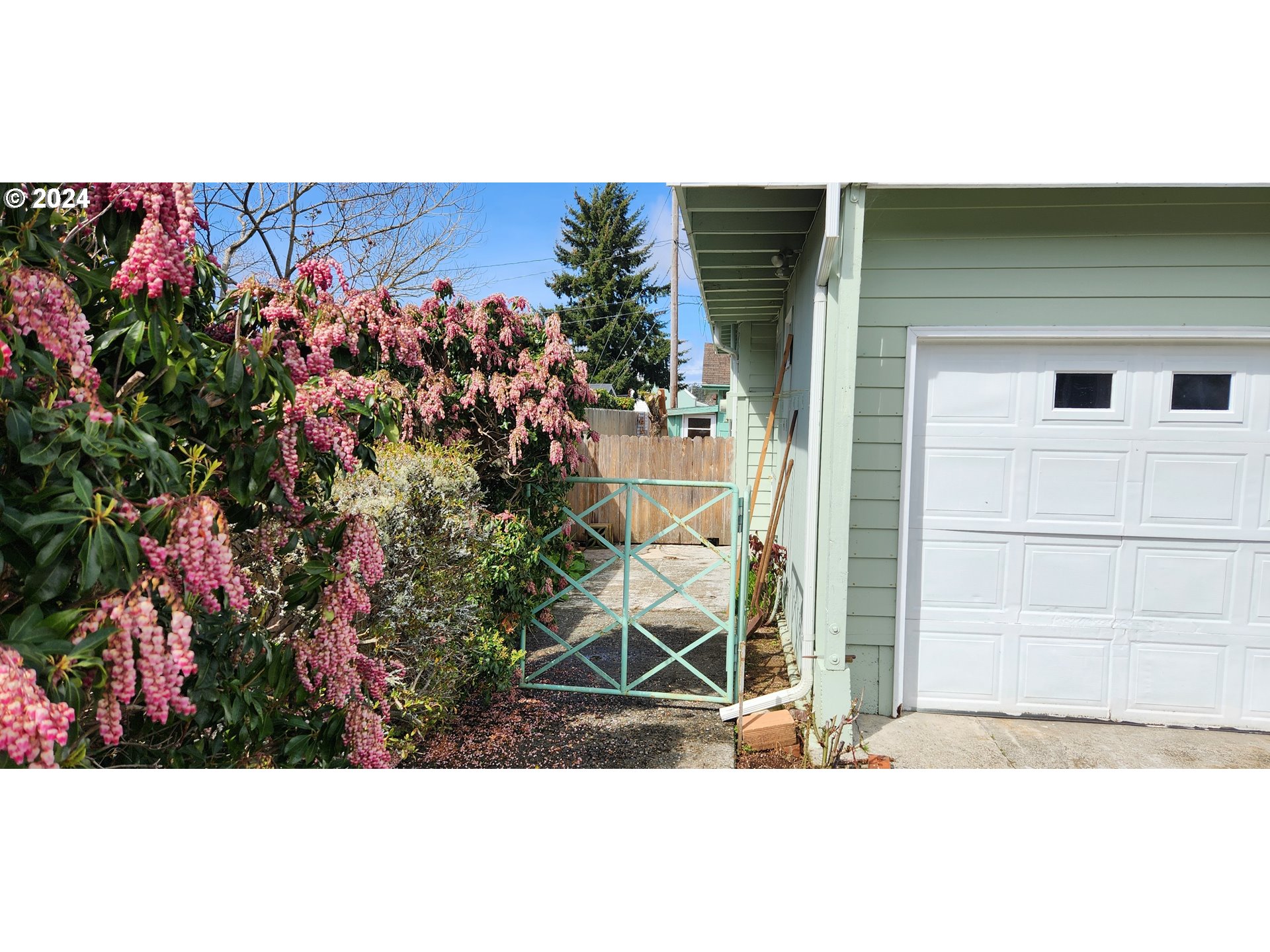 2163 Alder Avenue Reedsport, OR 97467 - Photo 3 of 27 Gallery Image 3