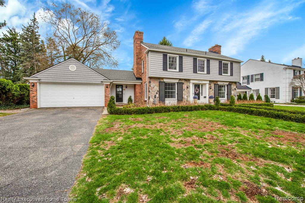 71 Merriweather Road Grosse Pointe Farms, MI 48236 - Photo 4 of 36