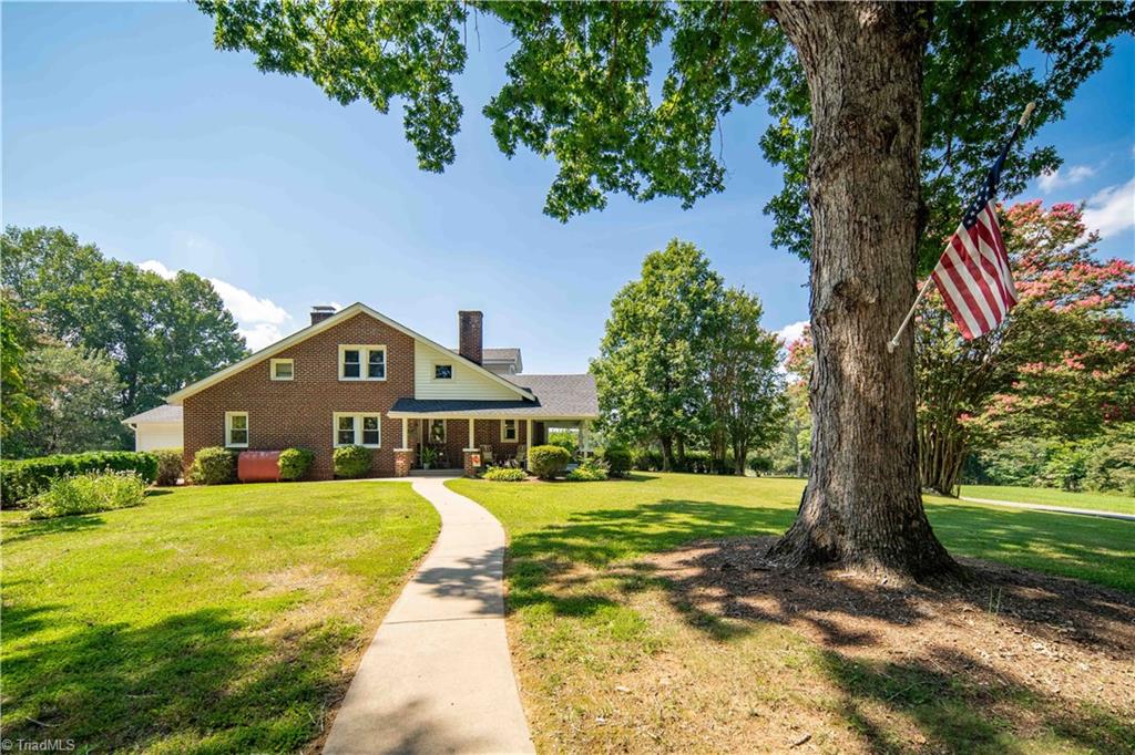 553 Trinity Church Road King, NC 27021 - Photo 3 of 29