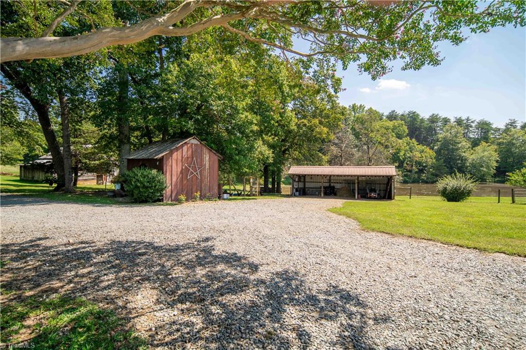 553 Trinity Church Road King, NC 27021 - Photo 5 of 29