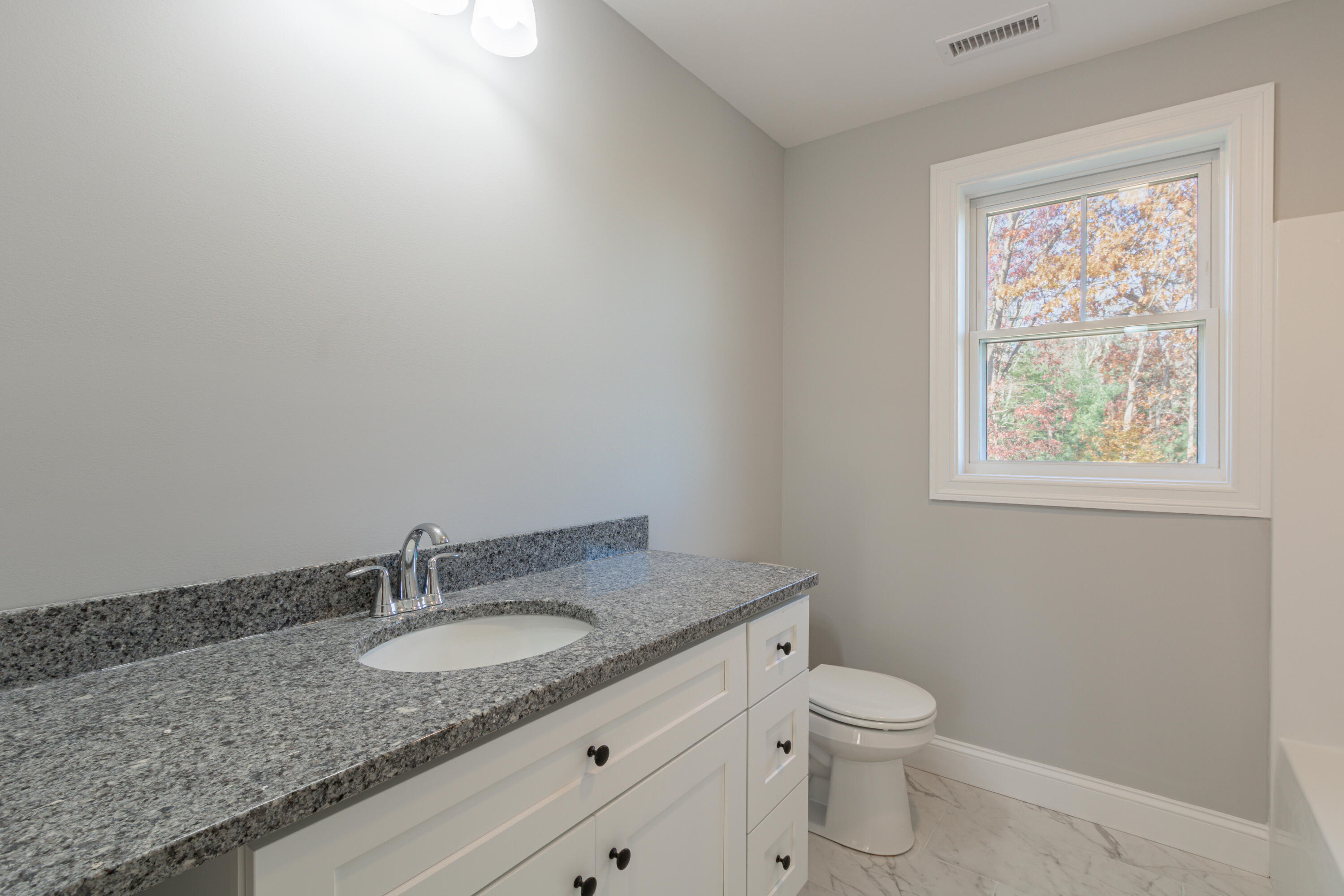 11 Arbor Crossing Kennebunk, ME 04043 - Photo 16 of 32 2nd Flr Bathroom-1