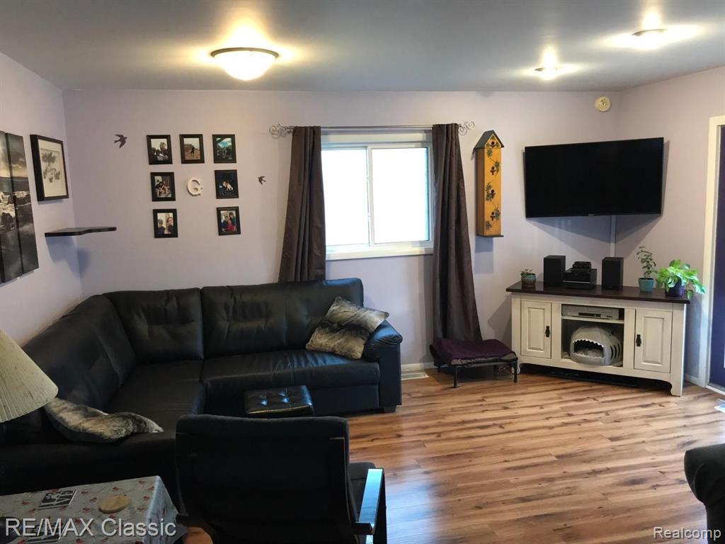 5111 Reymont Road Waterford, MI 48327 - Photo 23 of 47