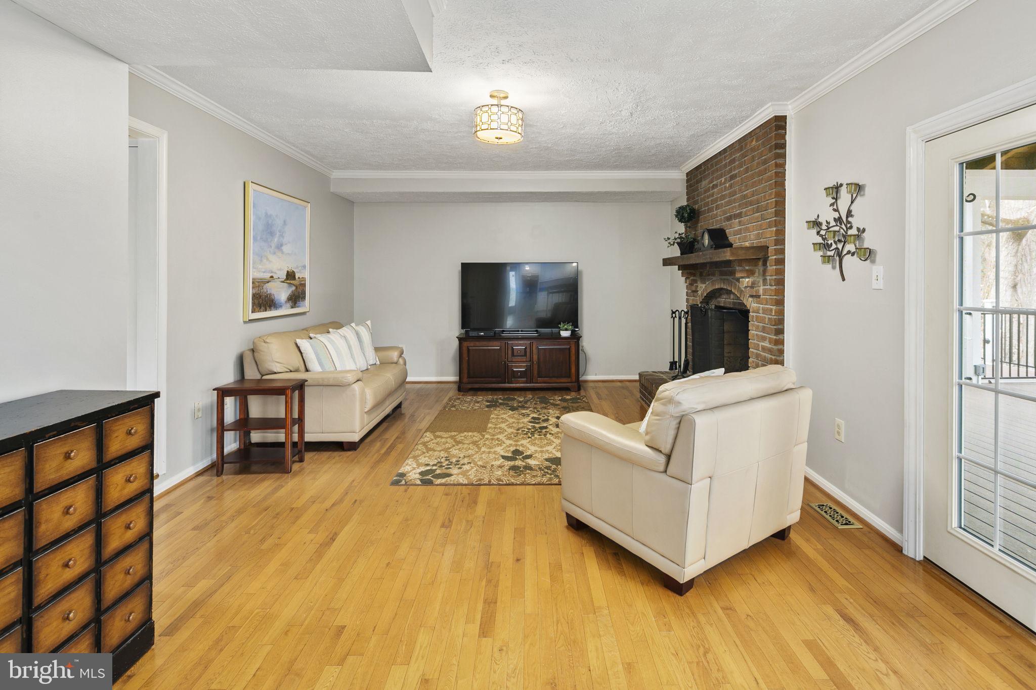 1034 Riva Ridge Drive Great Falls, VA 22066 - Photo 13 of 40