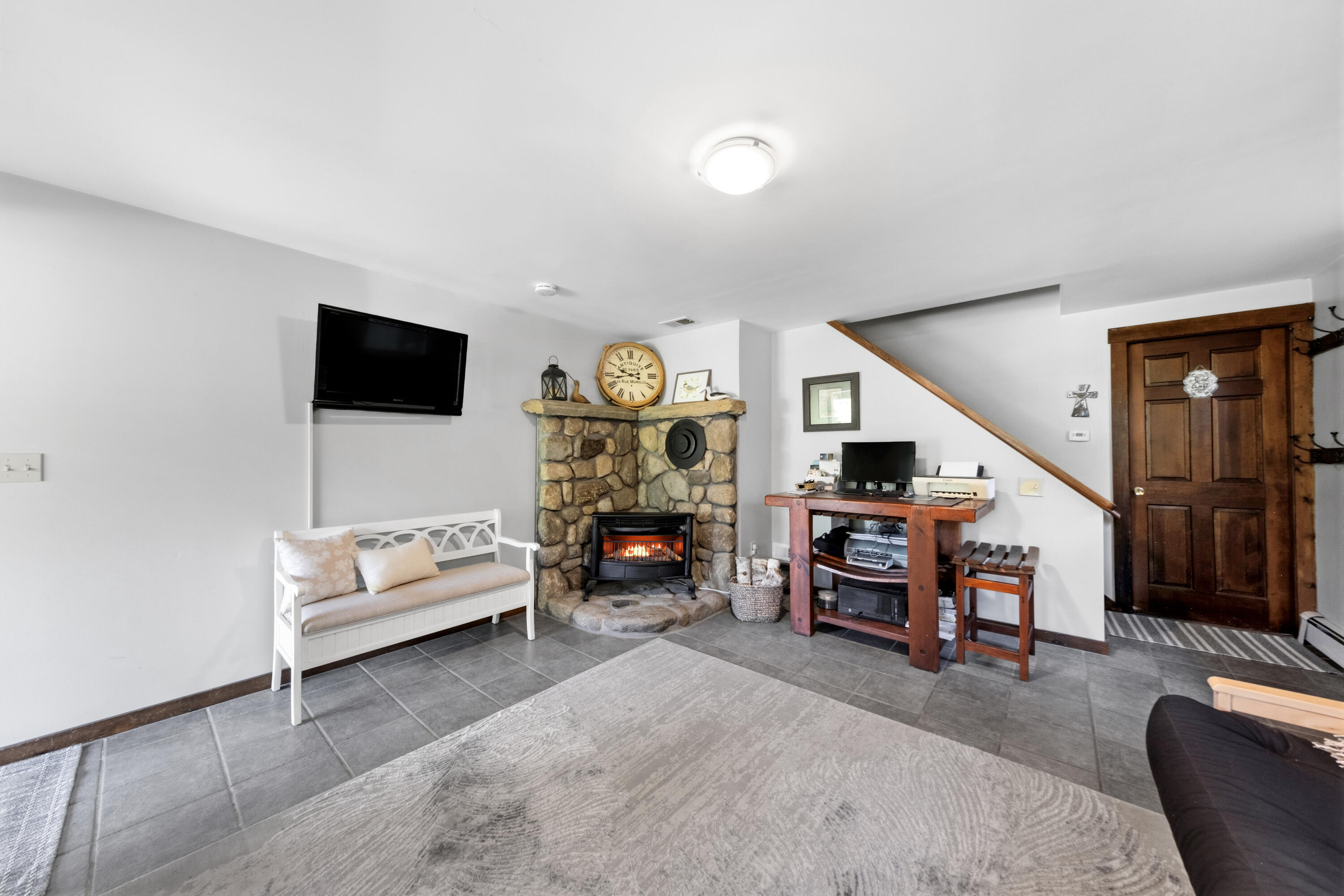 161 Camden Road Lincolnville, ME 04849 - Photo 39 of 57 First level