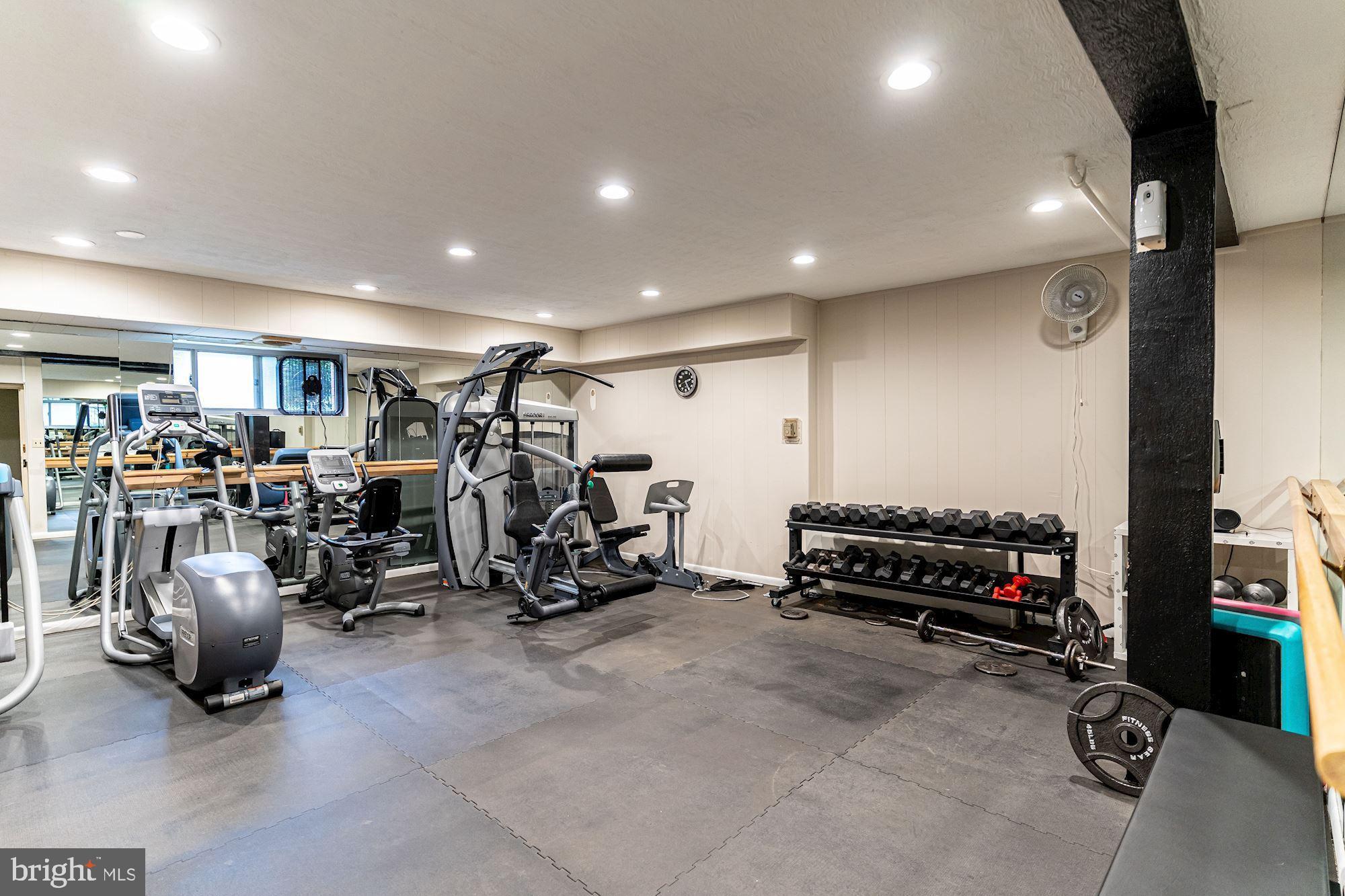 3900 Tunlaw Road Northwest, Unit 215 Washington, DC 20007 - Photo 28 of 44 Gym