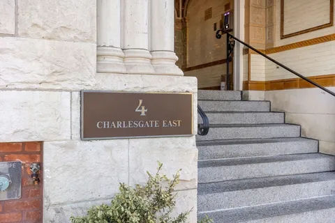 $759,000 | 4 Charlesgate East, Unit 106, Boston, MA 02215