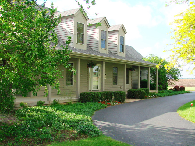 9-s072 Mighell Road Sugar Grove, IL 60554 - Photo 2 of 25