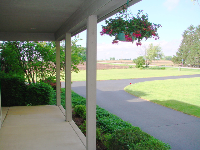 9-s072 Mighell Road Sugar Grove, IL 60554 - Photo 3 of 25