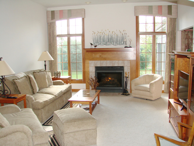 9-s072 Mighell Road Sugar Grove, IL 60554 - Photo 6 of 25