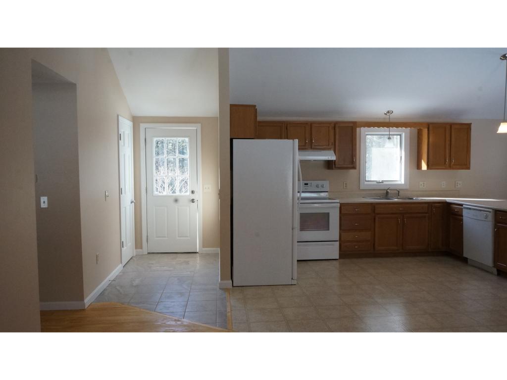269 River Road Weare, NH 03281 - Photo 8 of 28