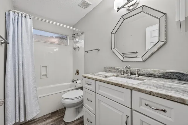 $779,000 | 927 Emerald Bay Drive, Destin, FL 32541