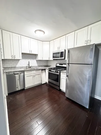 $1,750 | 5644 105th Street, Unit 2W, Oak Lawn, IL 60453