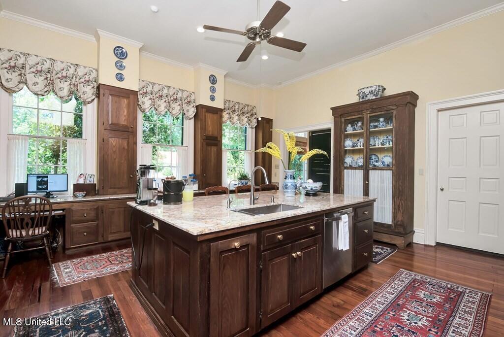 551 John R Junkin Drive Natchez, MS 39120 - Photo 40 of 67 20240346_39