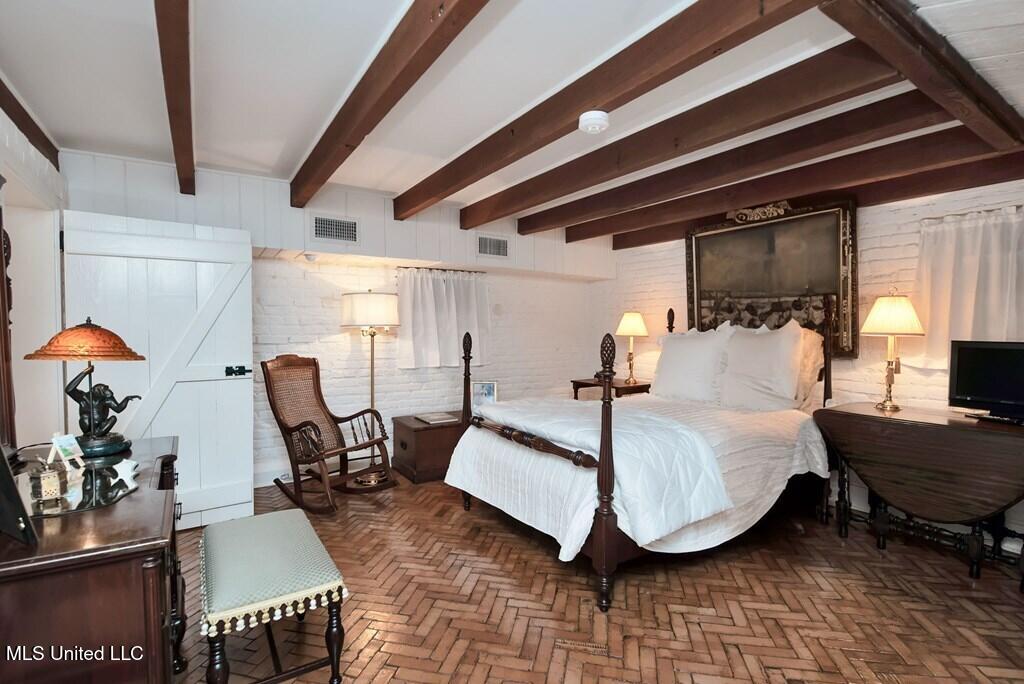 551 John R Junkin Drive Natchez, MS 39120 - Photo 43 of 67 20240346_42