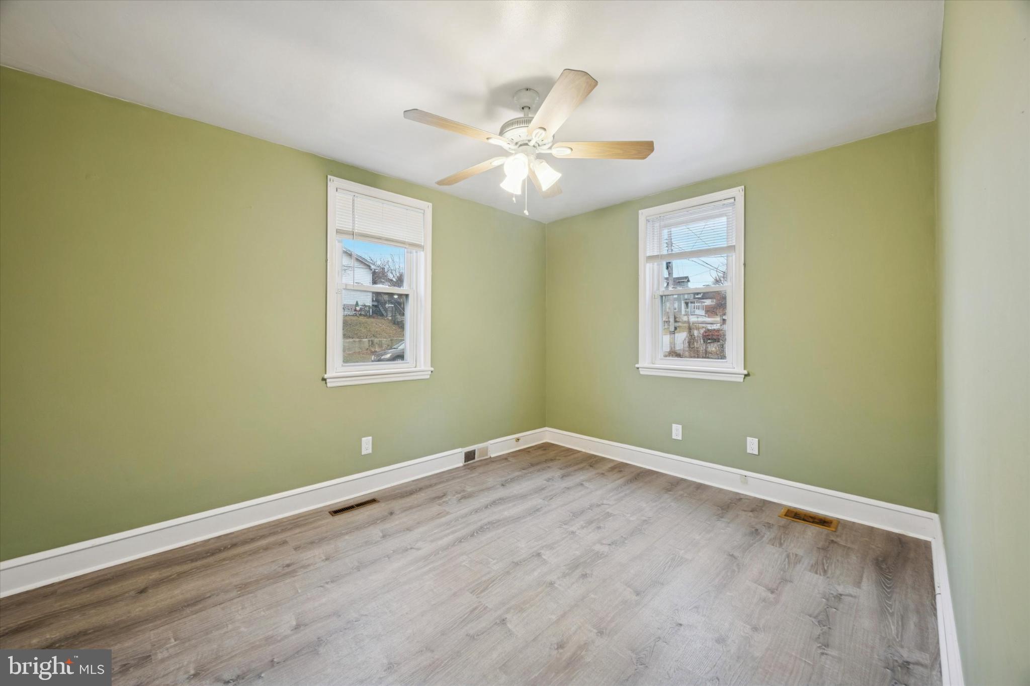 103 Valley Road Wilmington, DE 19804 - Photo 6 of 15 a view of room with window and ceiling fan