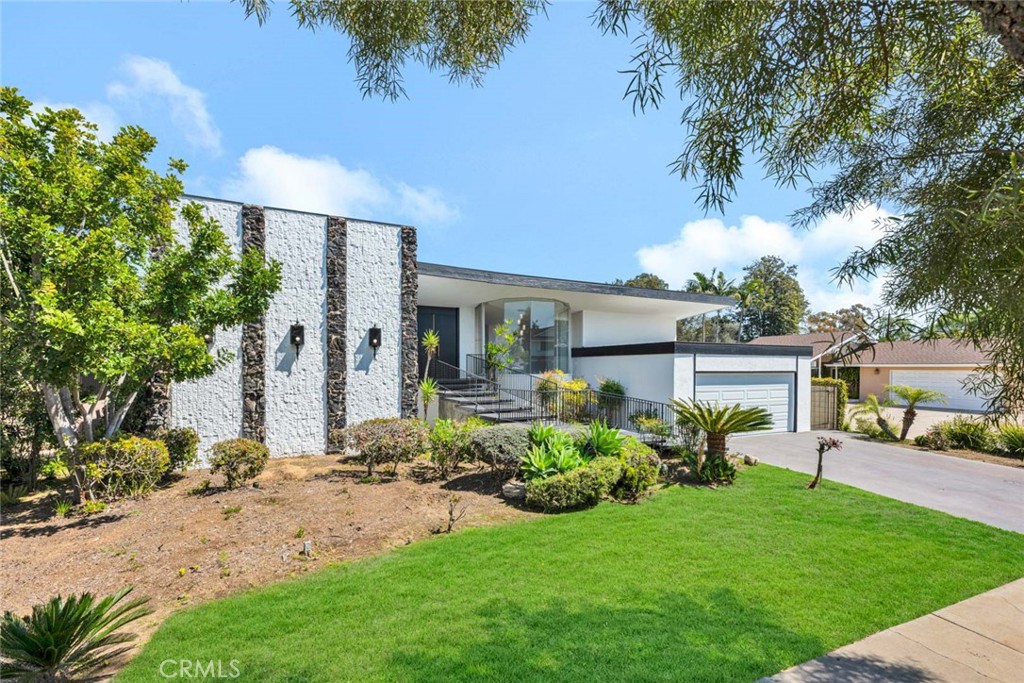 4338 Fairway Drive Lakewood, CA 90712 - Photo 3 of 47