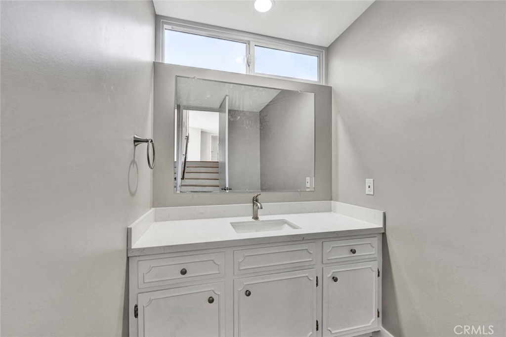 4338 Fairway Drive Lakewood, CA 90712 - Photo 33 of 47