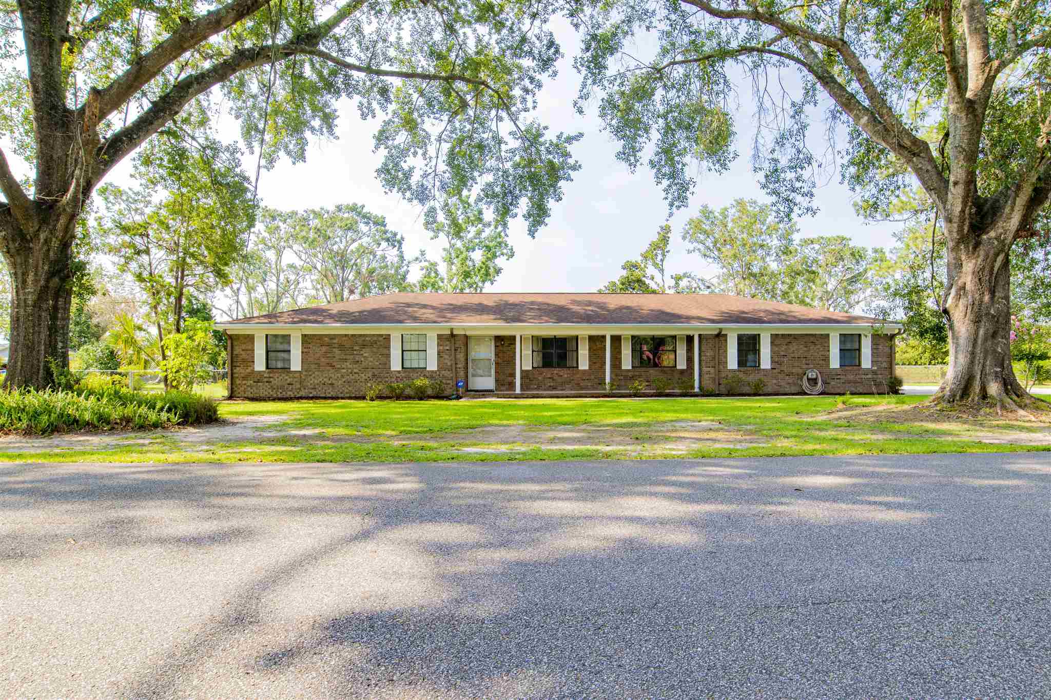 211 West Palm Avenue Foley, AL 36535 - Photo 2 of 34