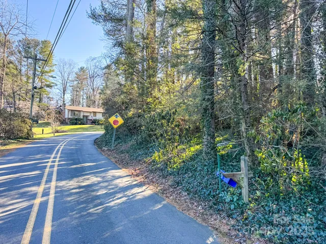 $74,000 | Lot 7 Balsam Road, Hendersonville, NC 28792